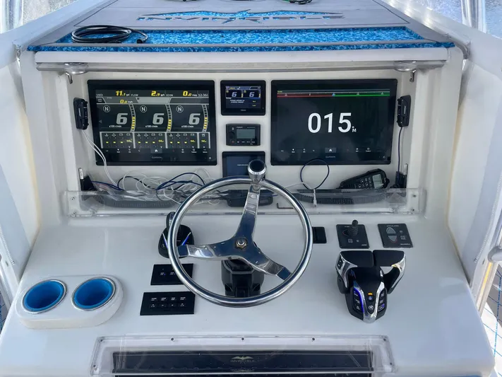 Just Us Yacht Photos Pics 