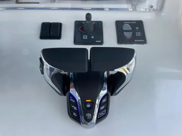 Just Us Yacht Photos Pics 