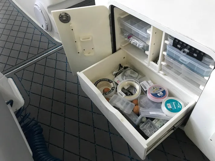 Just Us Yacht Photos Pics 