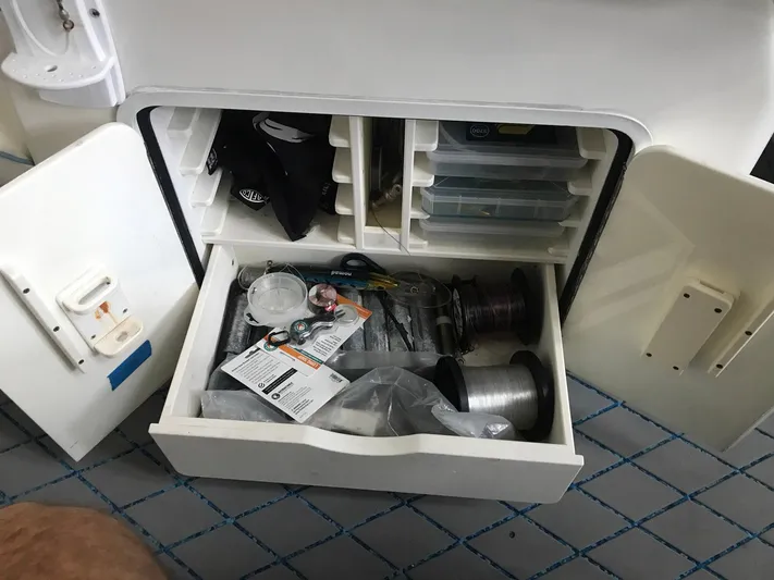 Just Us Yacht Photos Pics 