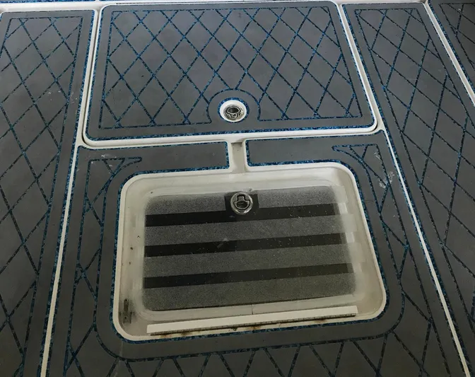 Just Us Yacht Photos Pics 