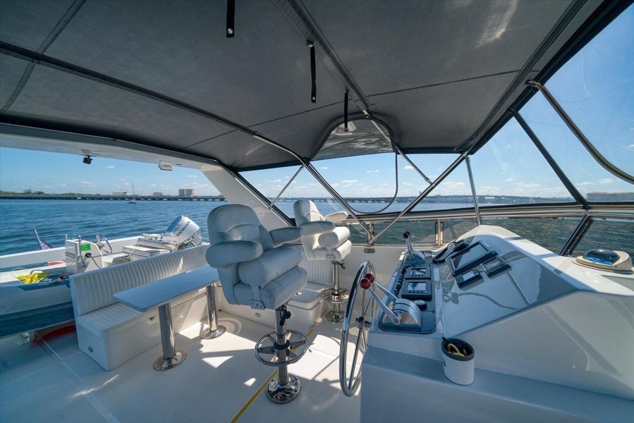 2008 Symbol 50 Pilot House