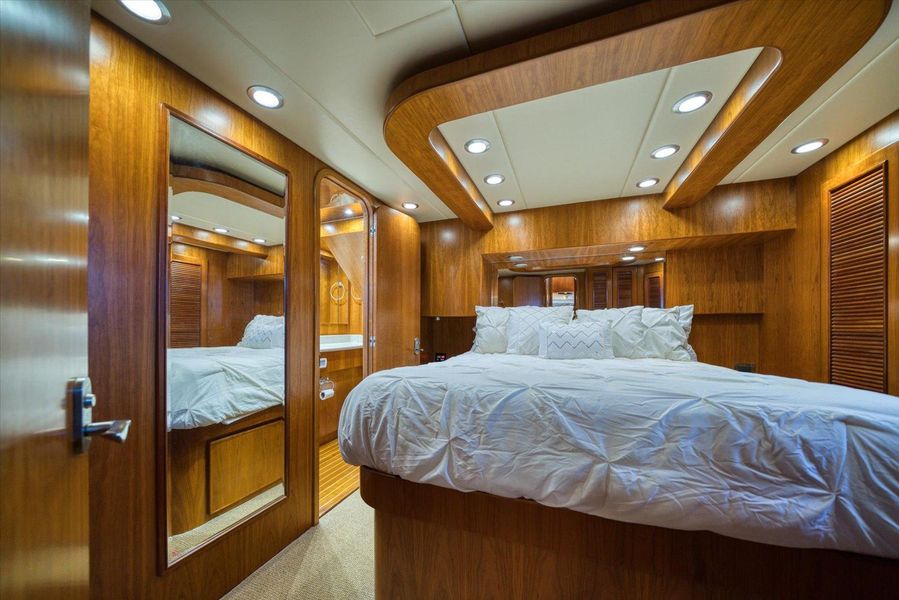 2008 Symbol 50 Pilot House