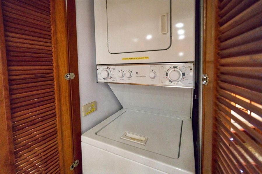 2008 Symbol 50 Pilot House
