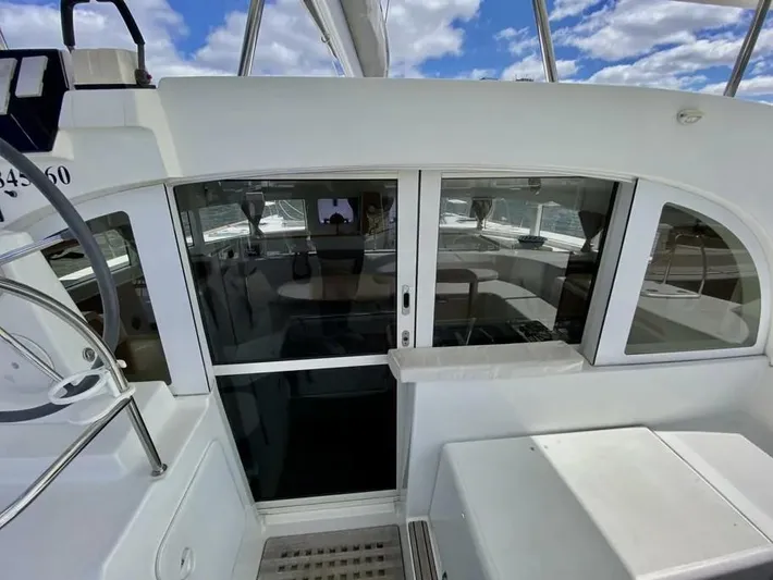 Blue Mind Yacht Photos Pics 