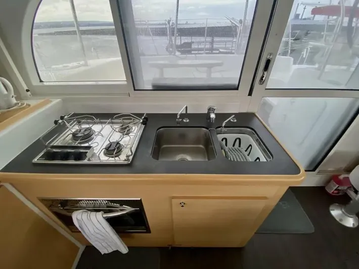 Blue Mind Yacht Photos Pics 