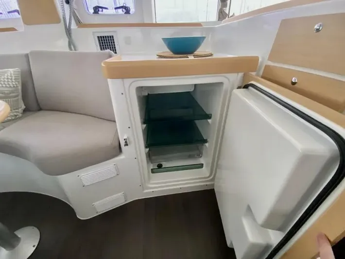 Blue Mind Yacht Photos Pics 