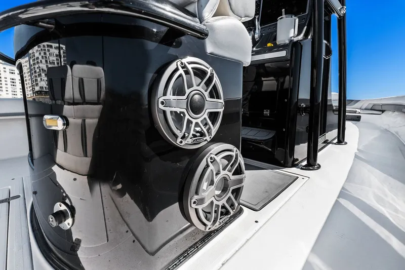  Yacht Photos Pics 2022 ShearWater 270 SS Carolina Open boat interior speakers.