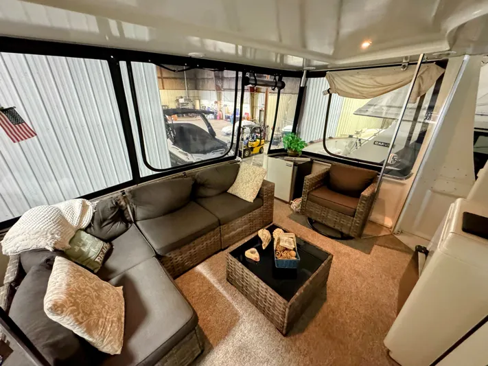 Kutting Loose 3 Yacht Photos Pics 