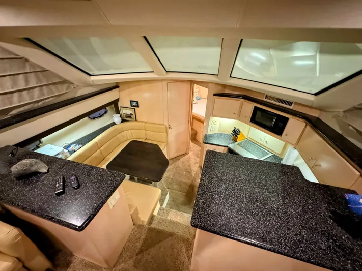 Kutting Loose 3 Yacht Photos Pics 