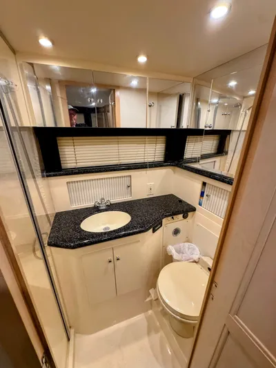 Kutting Loose 3 Yacht Photos Pics 