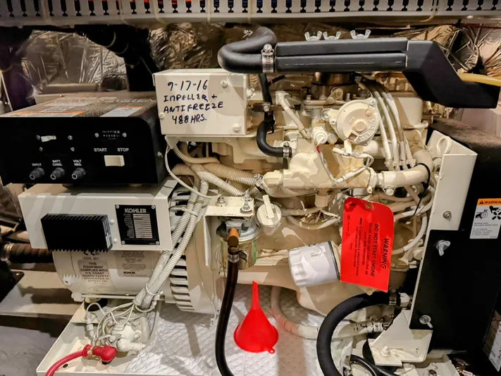 Kutting Loose 3 Yacht Photos Pics 