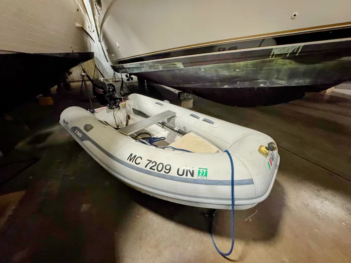 Kutting Loose 3 Yacht Photos Pics 