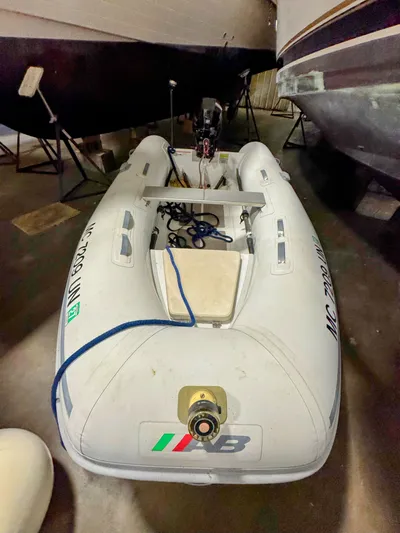 Kutting Loose 3 Yacht Photos Pics 