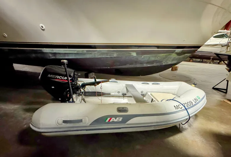 Kutting Loose 3 Yacht Photos Pics 