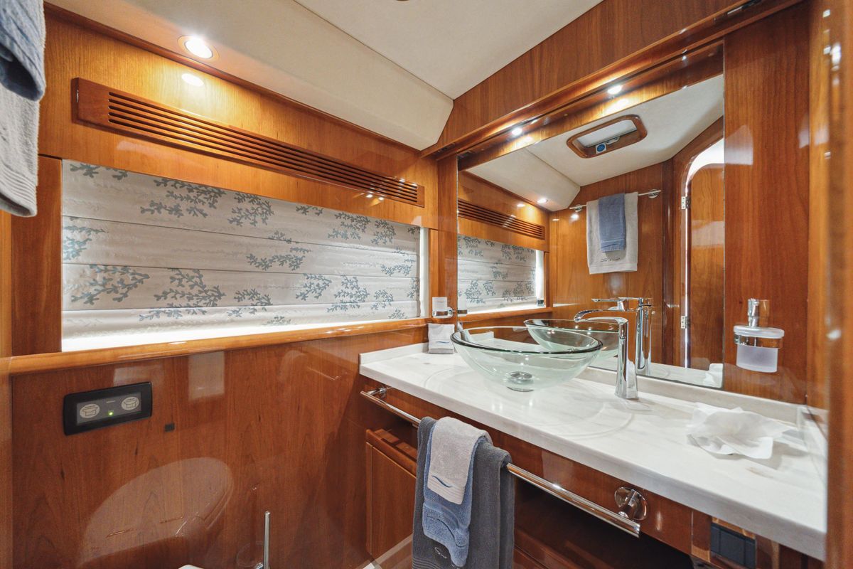 2008 Privilege 74 