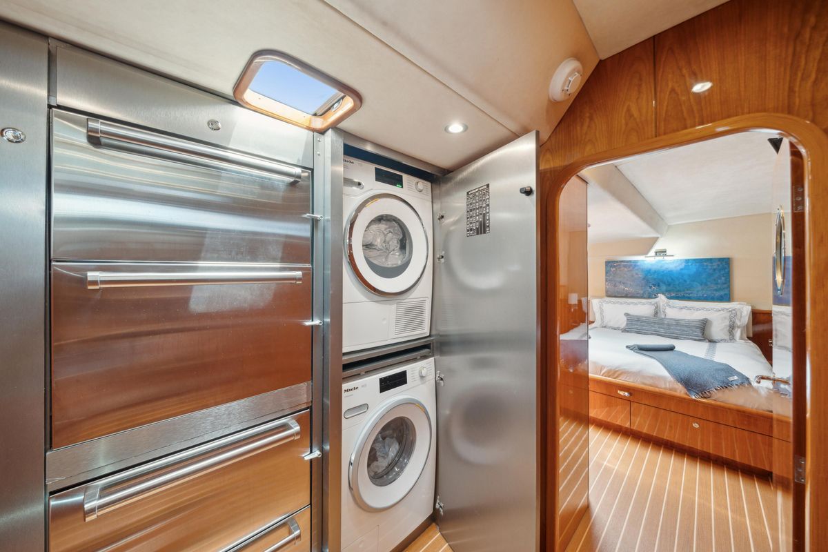 2008 Privilege 74 