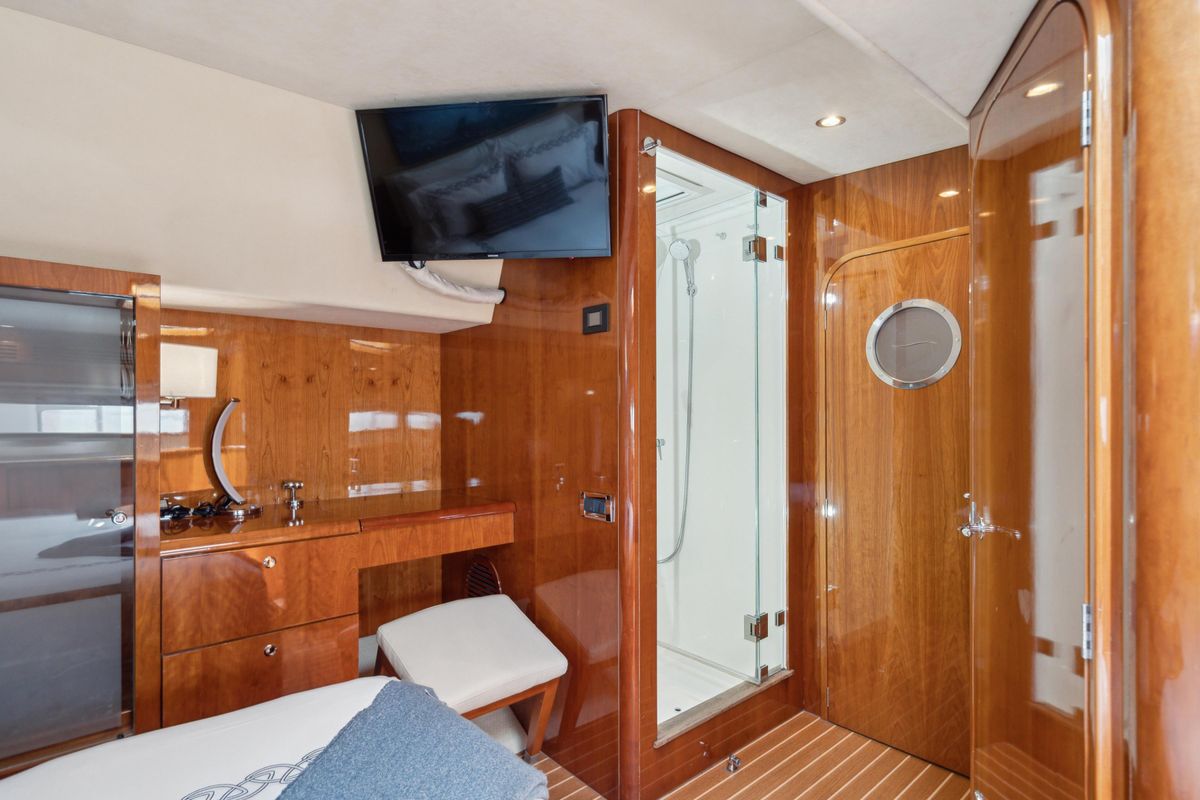 2008 Privilege 74 