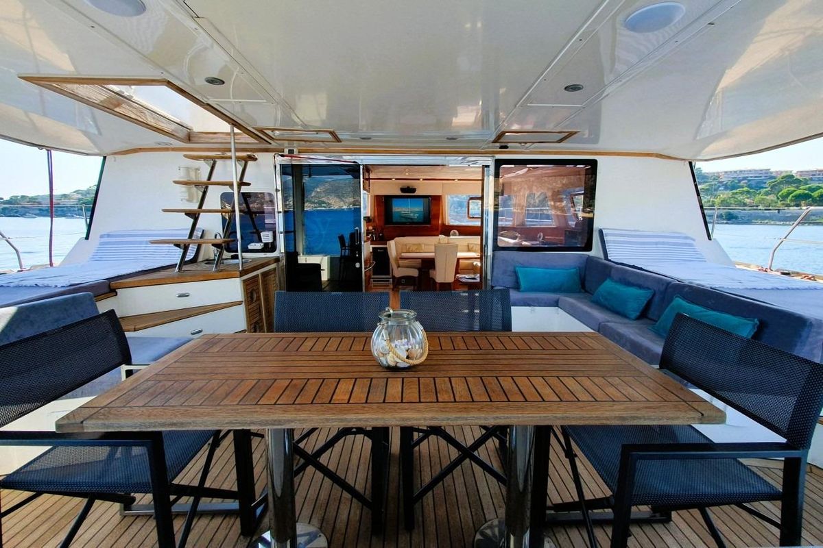 2008 Sunreef 62 