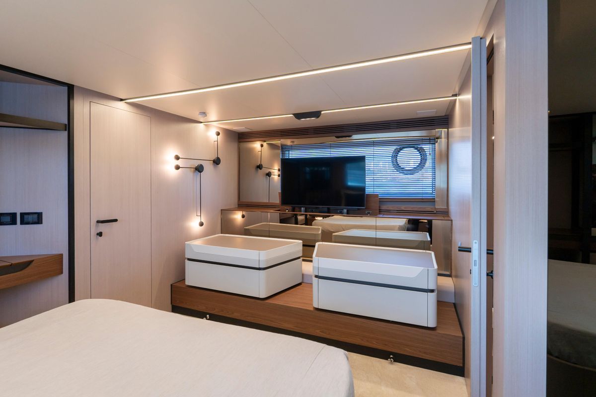 2024 Azimut 71 