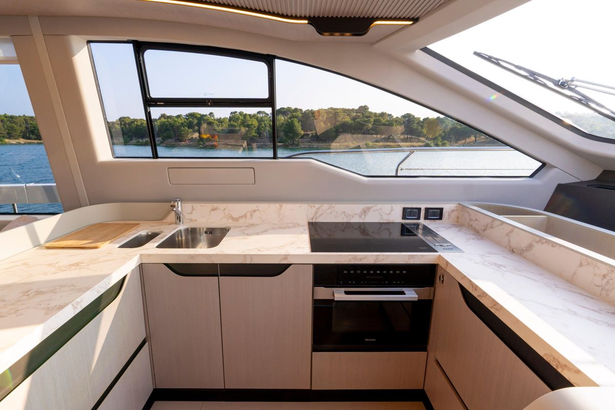 2024 Azimut 71 