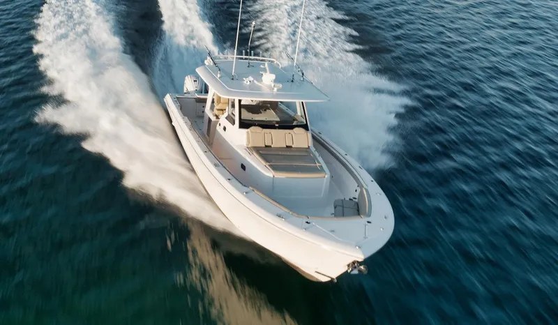 Seakeeper Yacht Photos Pics PURSUIT S408