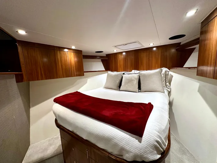 Slow Your Roll Yacht Photos Pics VIP SR