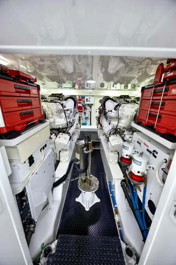 Slow Your Roll Yacht Photos Pics 