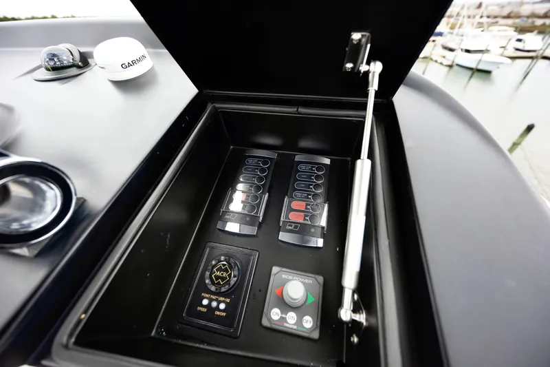 Slow Your Roll Yacht Photos Pics Tower Helm