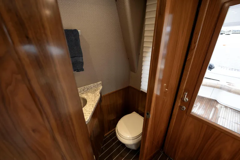 Slow Your Roll Yacht Photos Pics Day Head