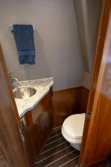 Slow Your Roll Yacht Photos Pics Day Head