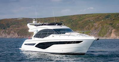 Yacht