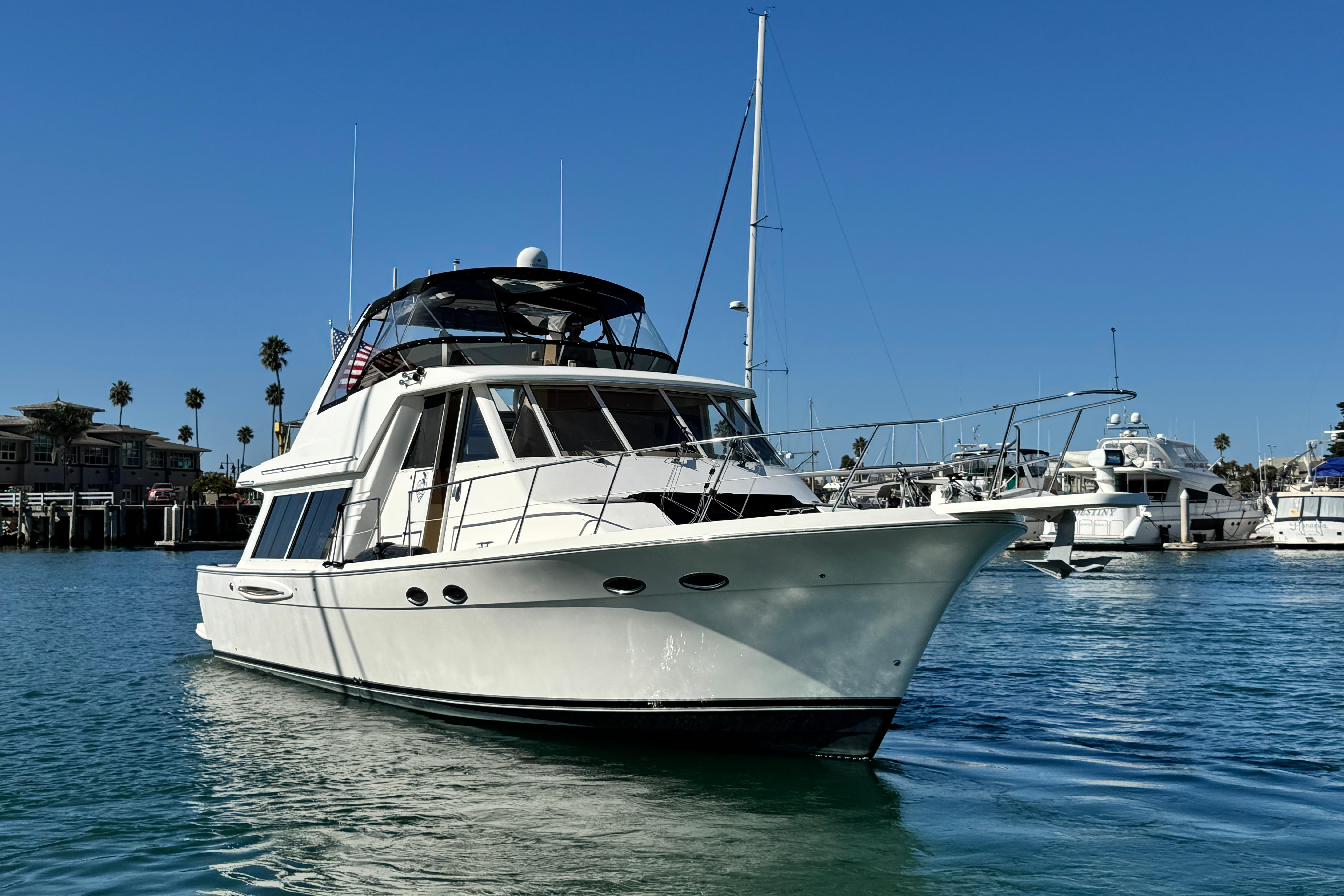 Meridian 490 Pilothouse