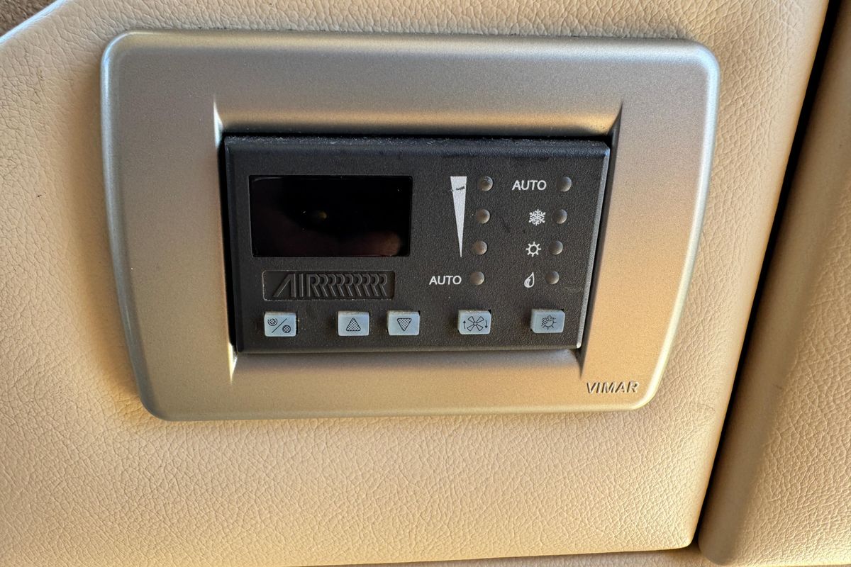 2006 Meridian 54 