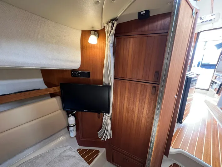 Salty Bliss Yacht Photos Pics 