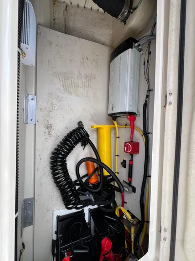 Salty Bliss Yacht Photos Pics 