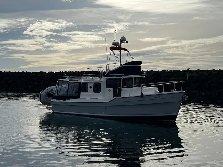 Salty Bliss Yacht Photos Pics 