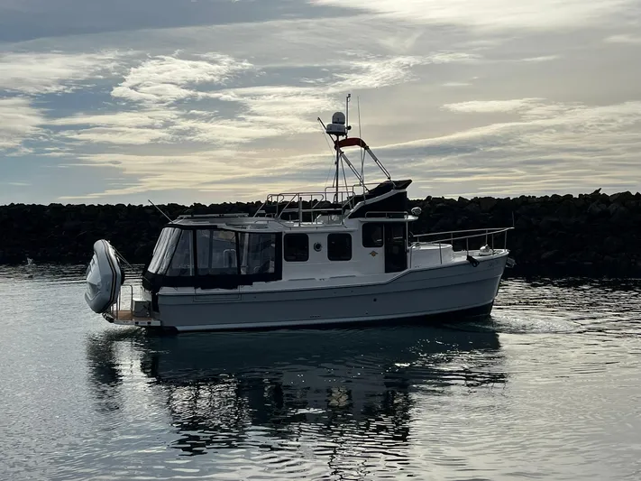 Salty Bliss Yacht Photos Pics 