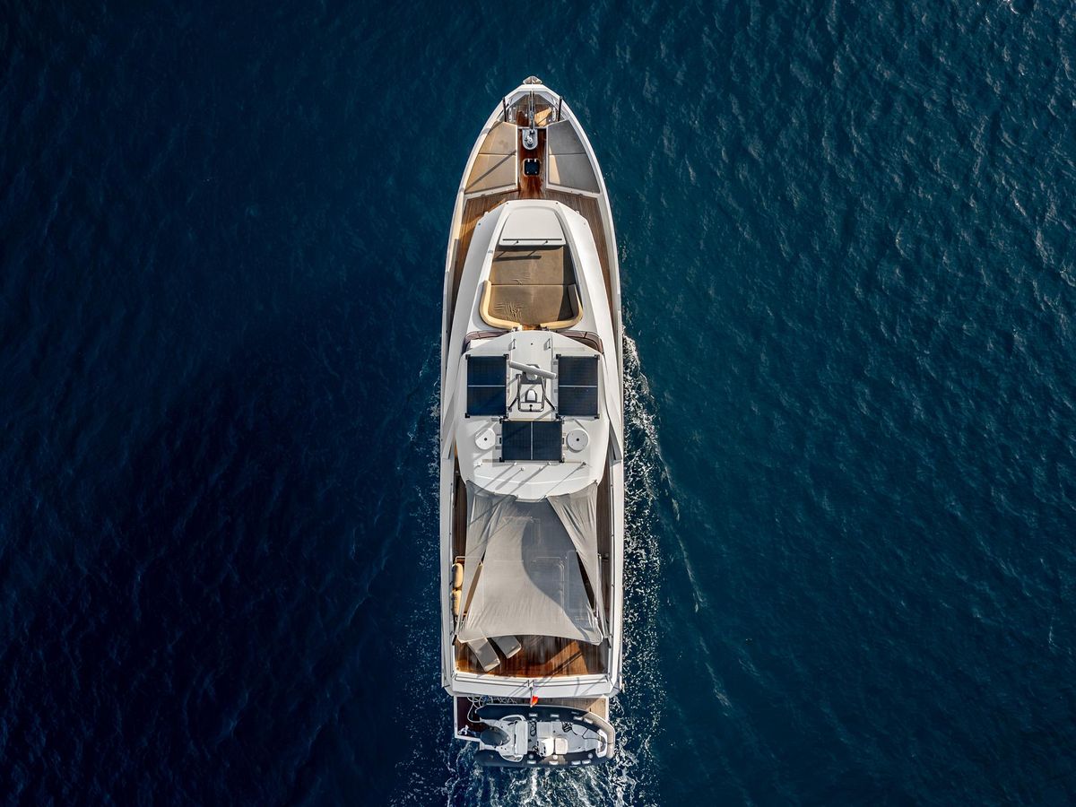 2022 Numarine 74 