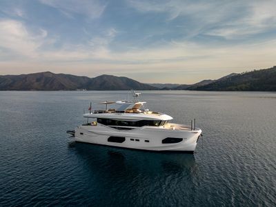Yacht