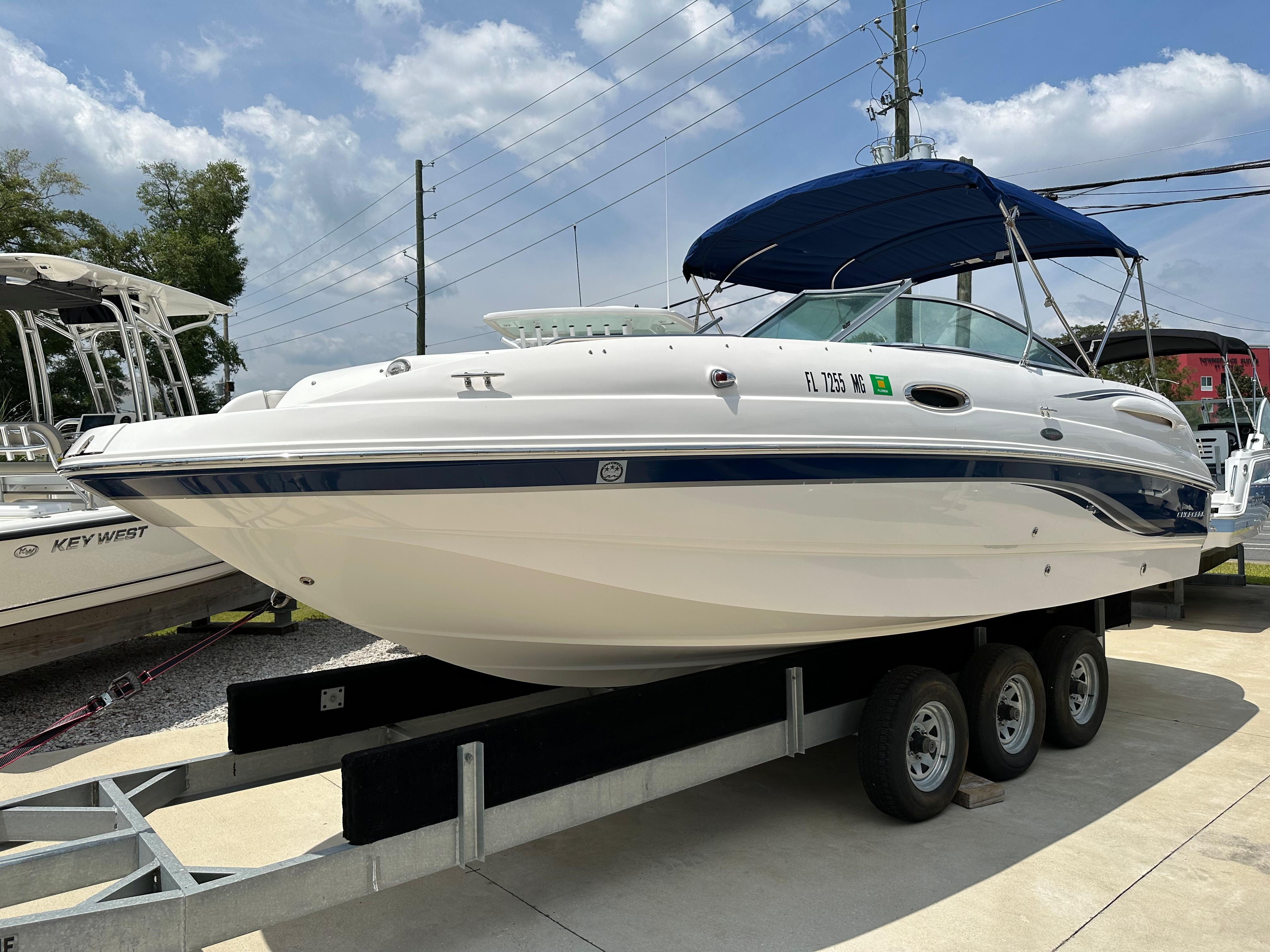 2003 Chaparral Sunesta 223 Deck for sale - YachtWorld