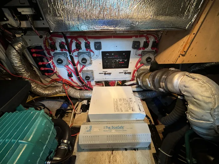 Marg-a Rita Yacht Photos Pics Engine Compartment aft bulkhead