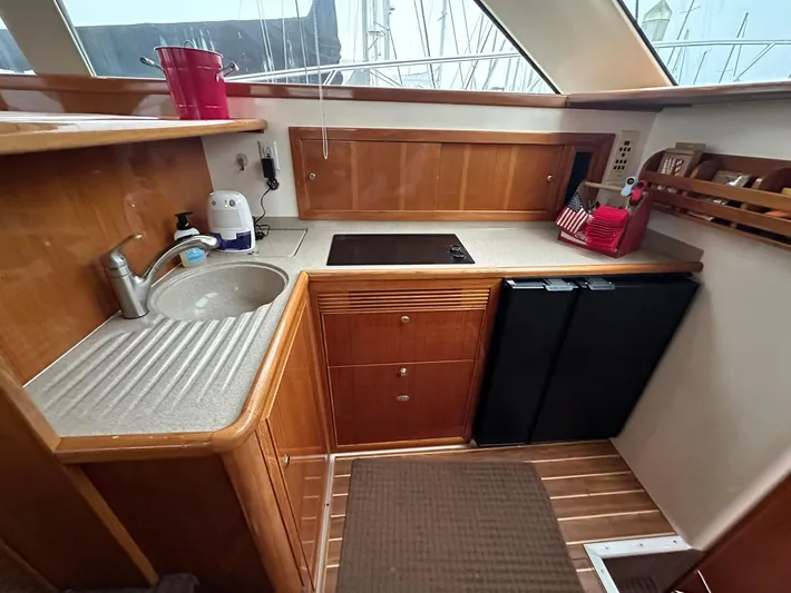  Yacht Photos Pics Galley