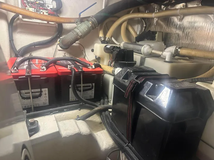  Yacht Photos Pics House Batteries