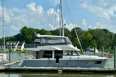 Beneteau Swift Trawler 48