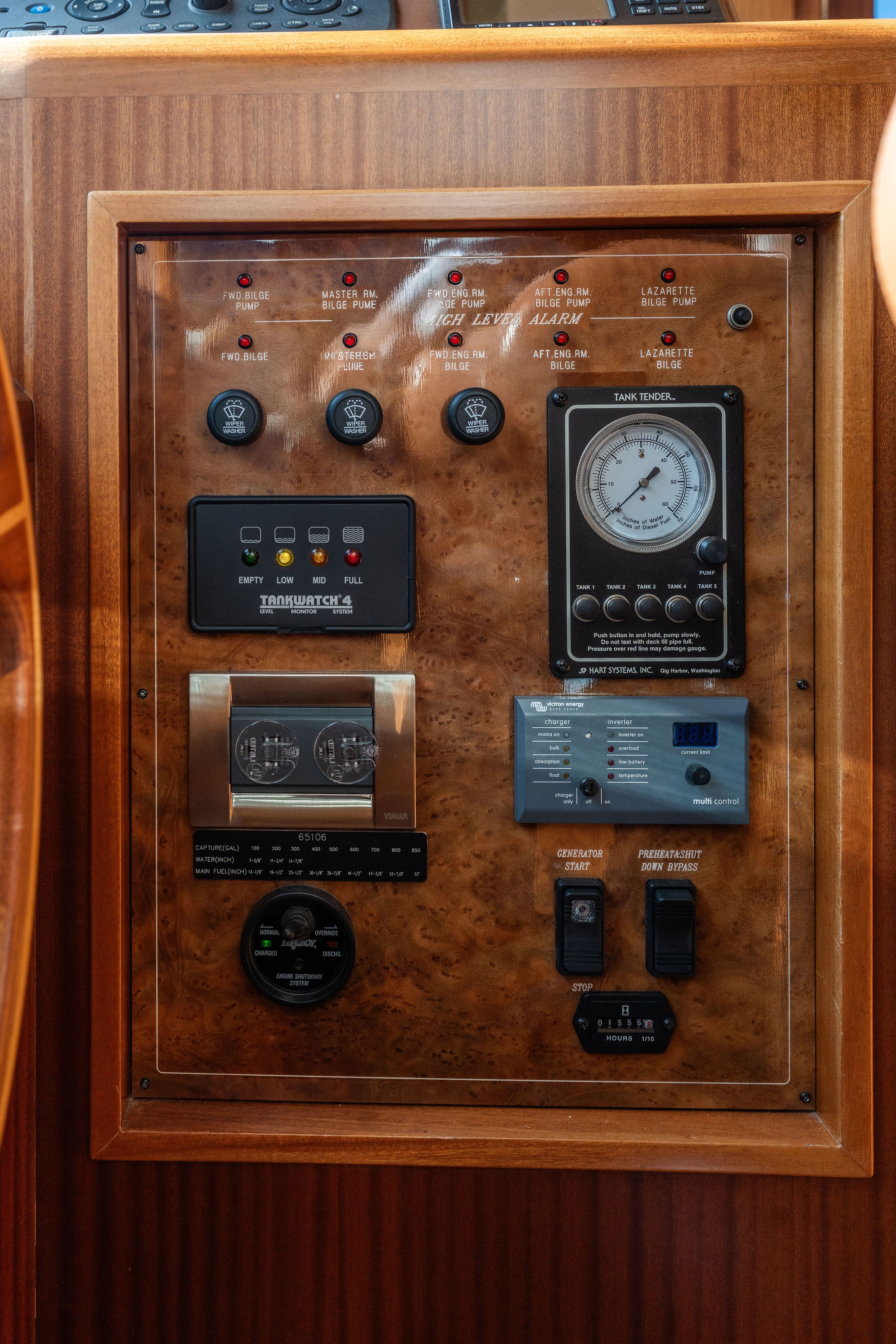 2013 Ocean Alexander 69 