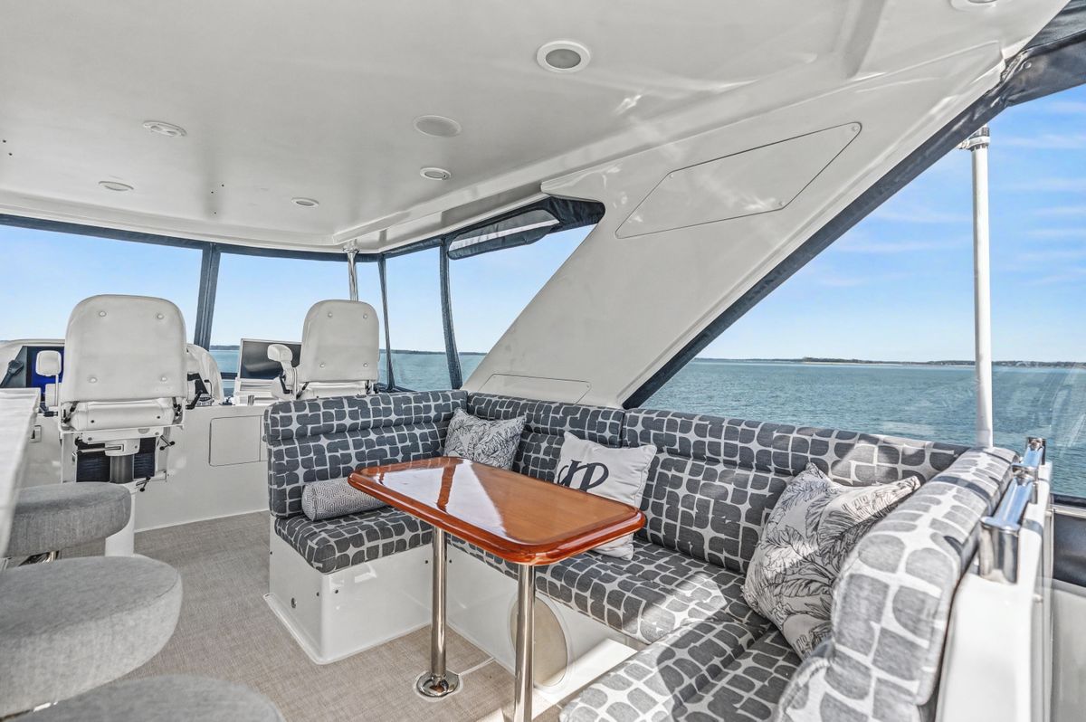 2013 Ocean Alexander 69 