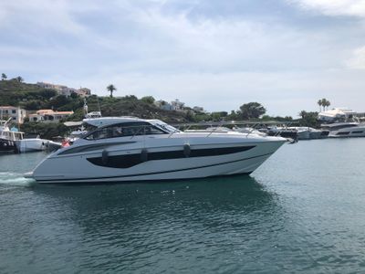 Yacht
