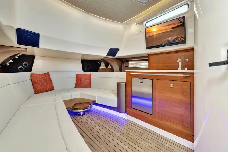 Charlie Boy II Yacht Photos Pics 