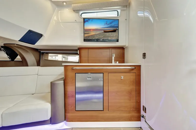 Charlie Boy II Yacht Photos Pics 